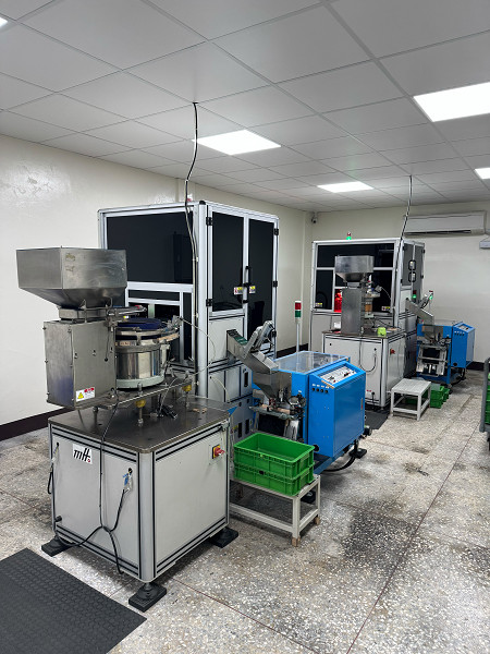 Optical automatic sorting machine